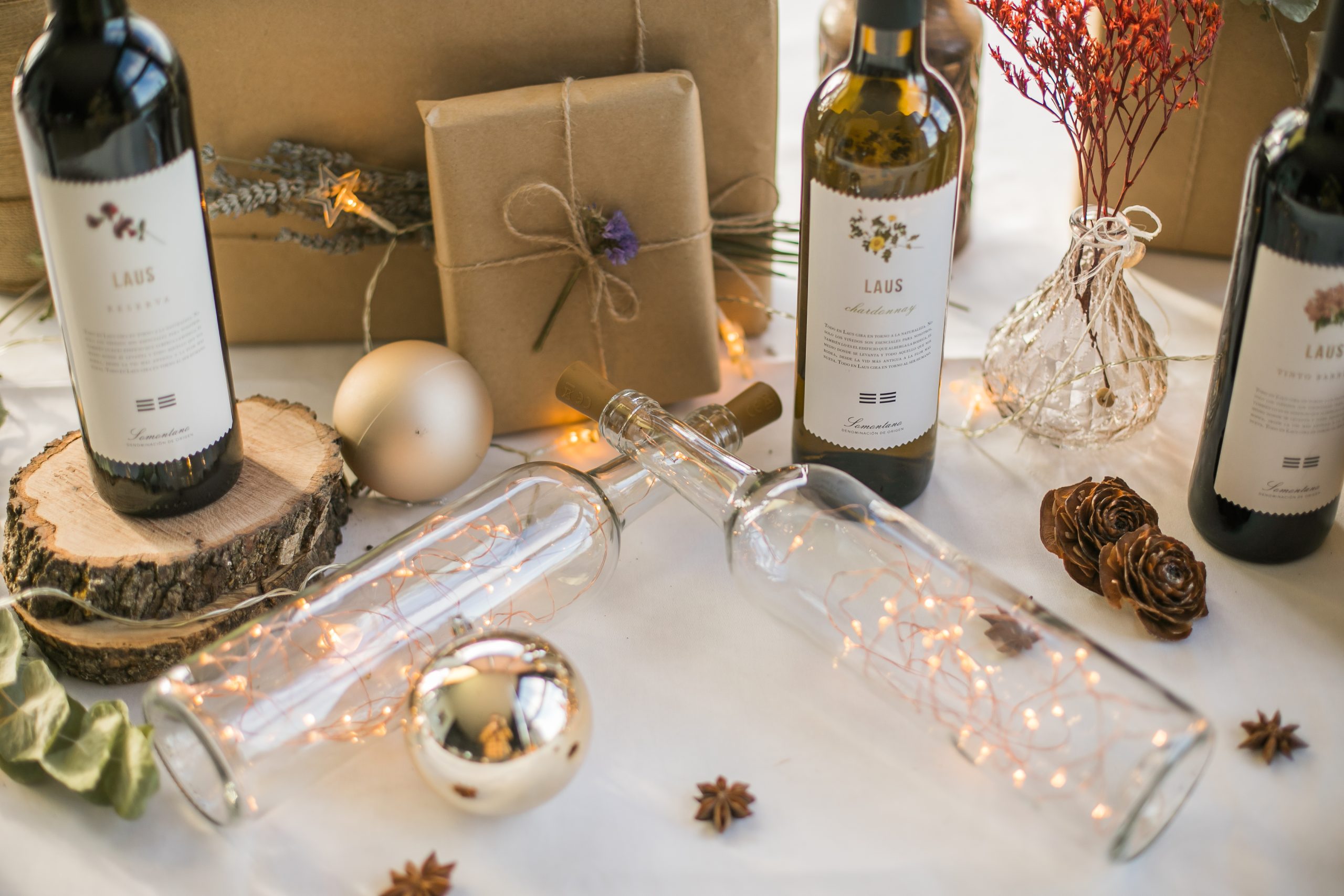 Dale una segunda vida a tus botellas de vino esta Navidad